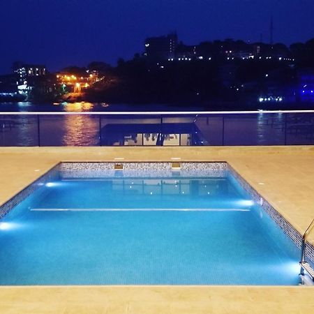 Mamba Point Hotel Freetown Bagian luar foto