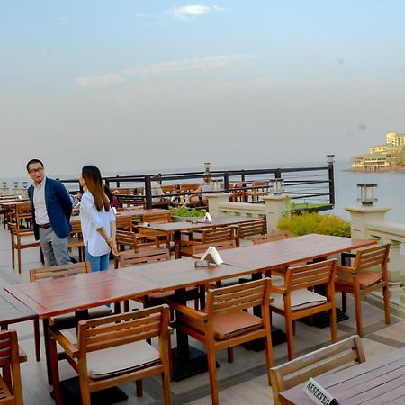 Mamba Point Hotel Freetown Bagian luar foto