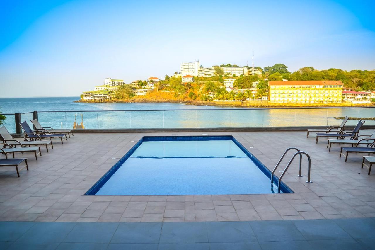 Mamba Point Hotel Freetown Bagian luar foto