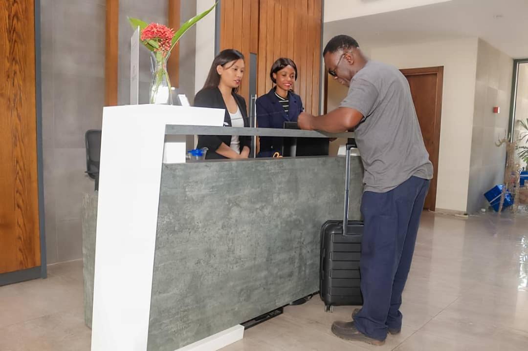 Mamba Point Hotel Freetown Bagian luar foto